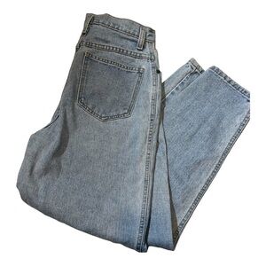 Vintage Geoffrey Beene Light Wash Mom Jeans - Tapered, High Waist, Size 8 W26